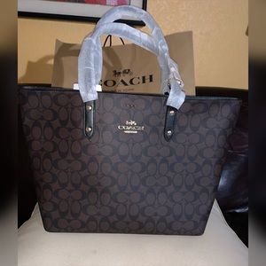 COACH Town Signature Tote